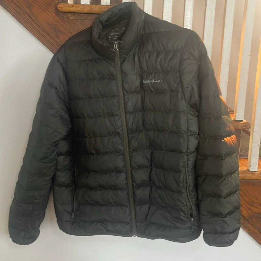 Eddie Bauer Men's Puffer Jacket - Picture 2 of 3